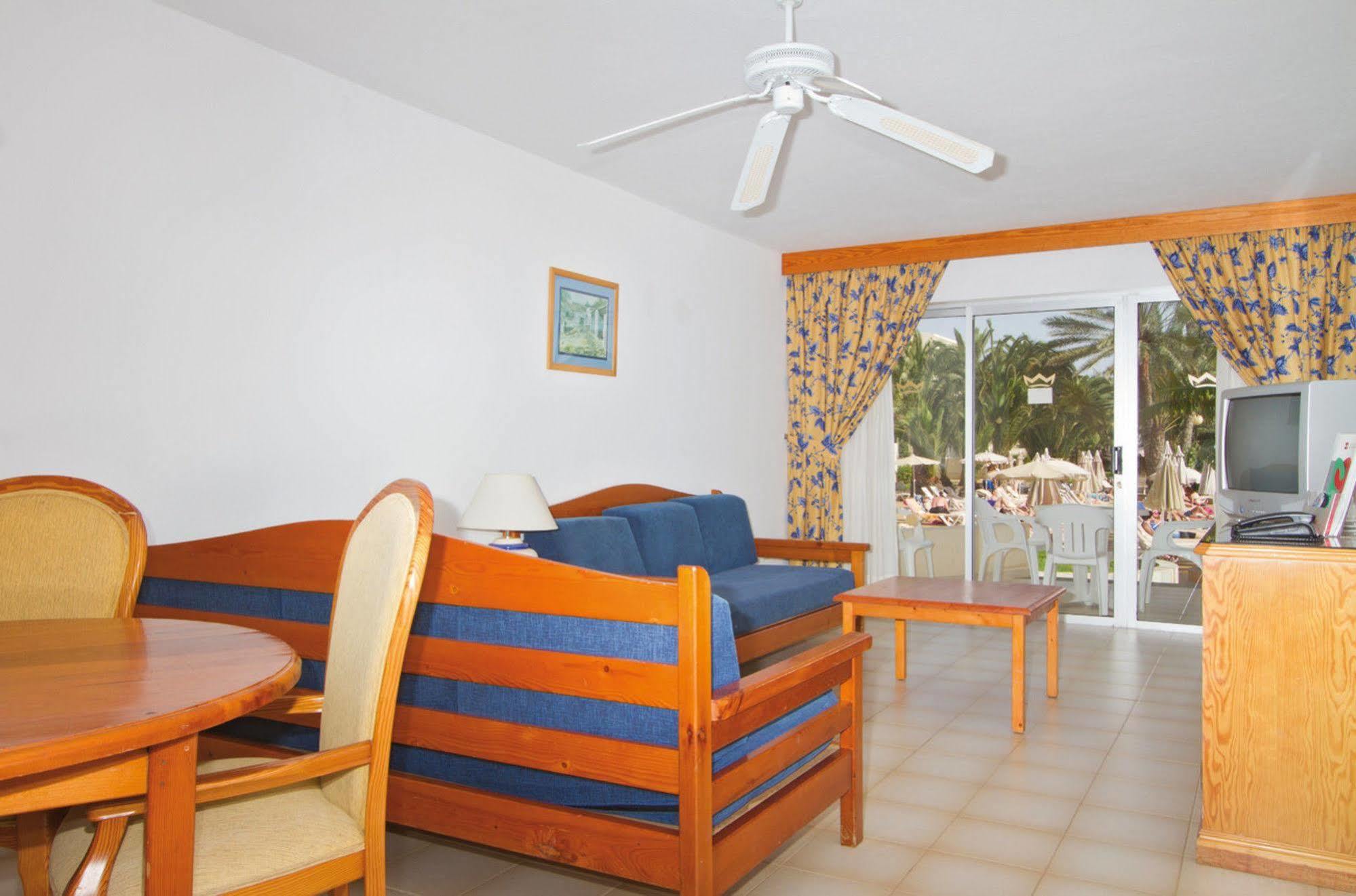 Hotel Riu Oliva Beach Resort Corralejo Exterior foto